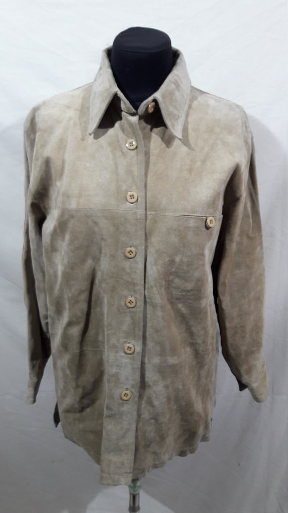 Nice shirt for women made of genuine suede. Beige