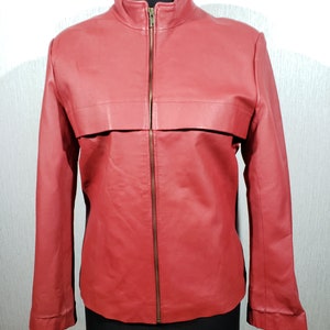 Vintage Red Genuine Leather Jacket: Women&#39;s Zip-Up, Pockets (33 in)