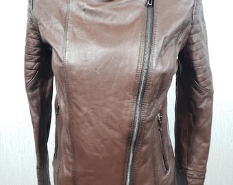 Brown Leather Women's Jacket: Genuine Leather, Zippered Pockets