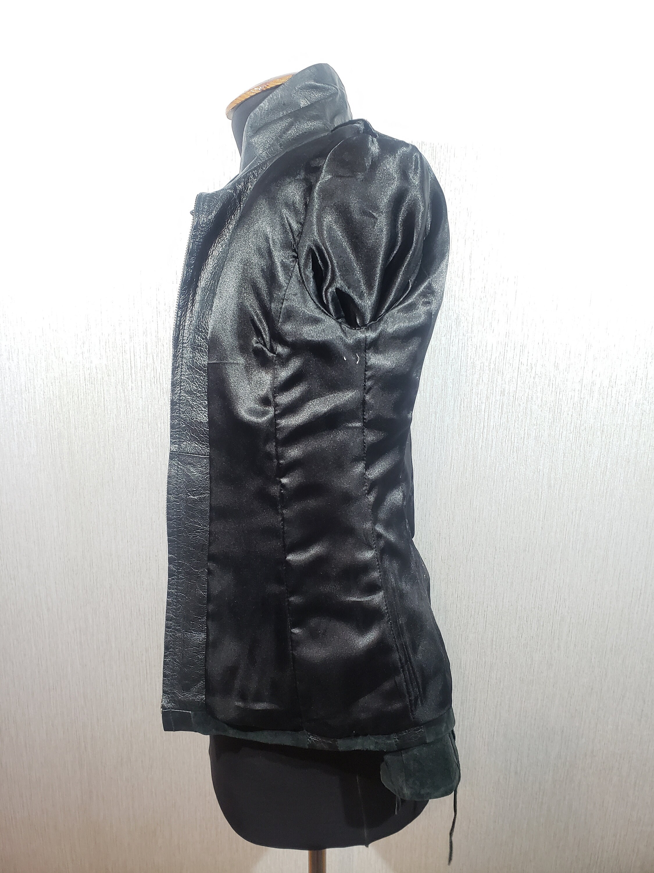 Vintage Black Suede Leather Jacket: Women's Zipper Moto Style