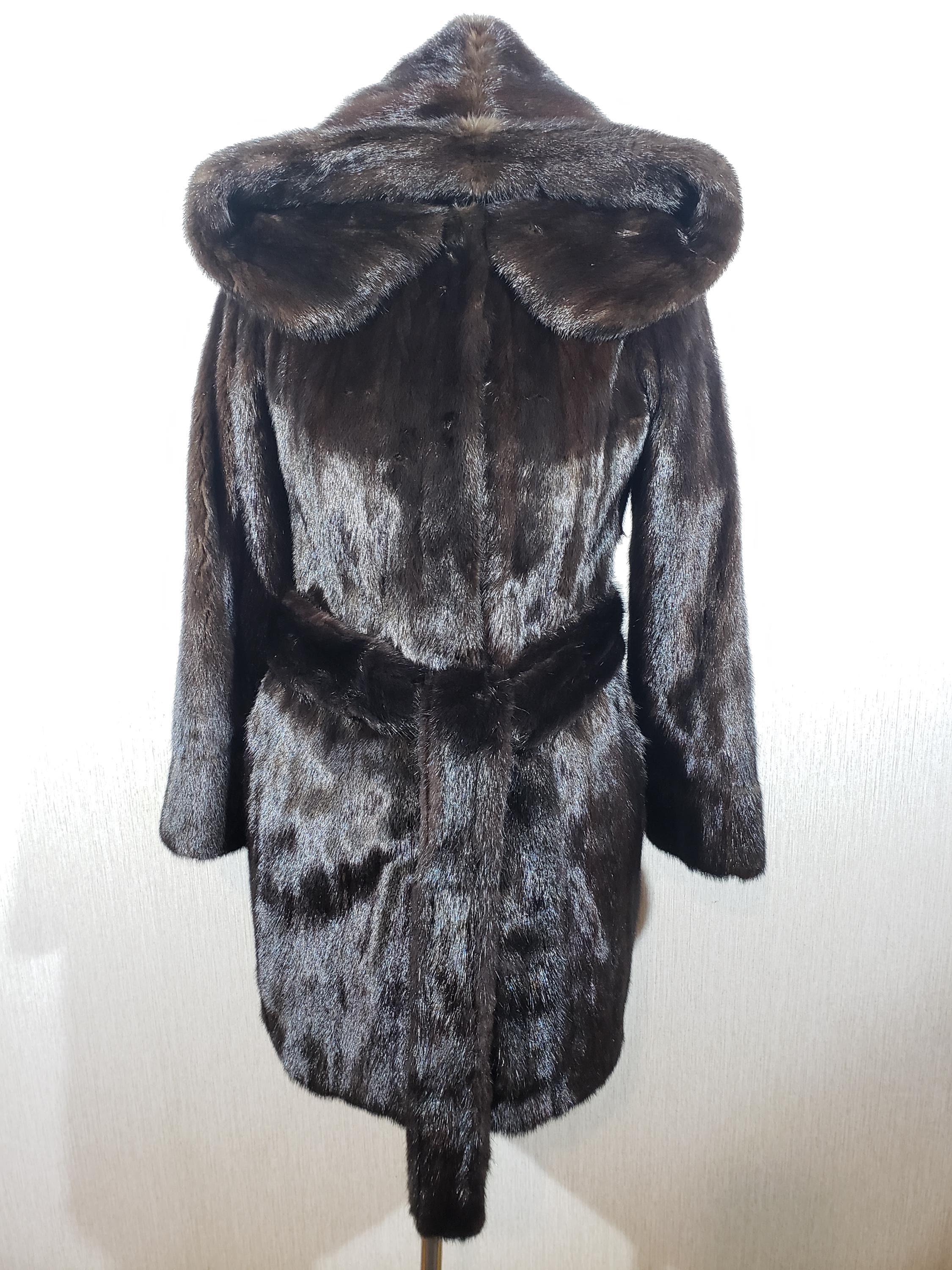 フード付きミンクファーコート：ブラウン本毛皮、ベルト付き - Etsy 日本