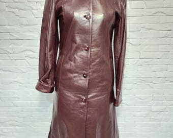 ヴィンテージブラウンレザージャケット：スタイリッシュなレディース