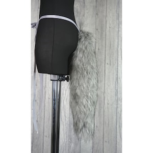Cosplay Tail, Schwanz, Schweif, Wolf, Fuchs, Katze, flauschig, seidig, Kunstpelz, grau, hohe Qualität