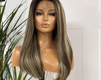 Rechte asbruine pruik met kanten voorkant en beige-blonde accenten - Chantilly