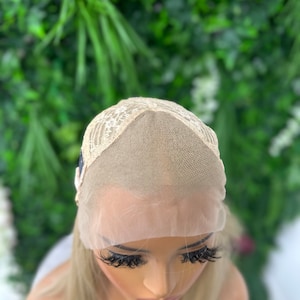 ICE Straight Chic Bob Beige Blonde Transparent Lace Frontal Wig Middle Part Realistic Hairline Heat Safe Synthetic Fibre image 7