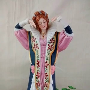 Sleeping Beauty Vintage Lenox Figurine from the Legendary Princesses Collection – 9 Inch Hand Painted Porcelain Figurine