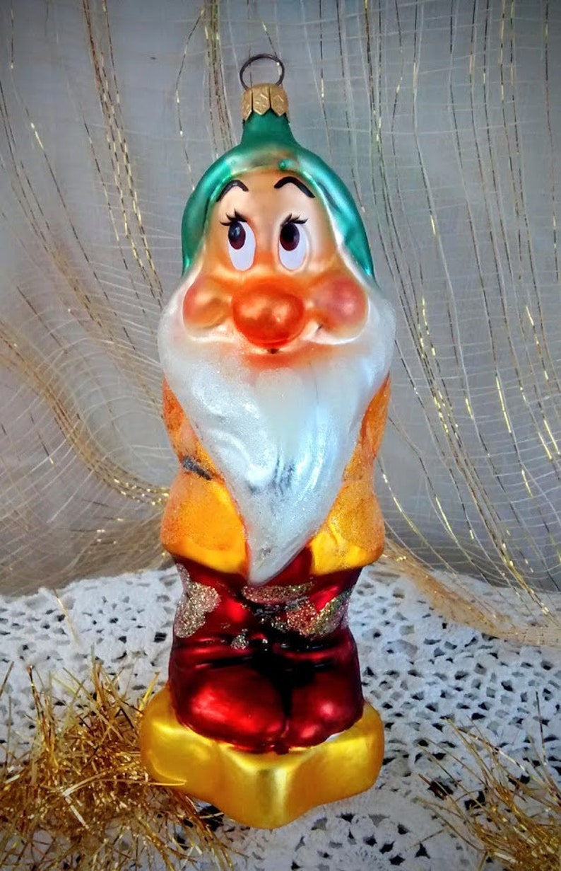 Walt Disney\u2019s Snow White and Seven Dwarfs Vintage Glass Christmas