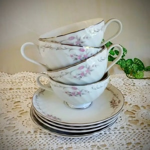 Set of 4 Porcelain Cups and Saucers / Gold Standard / Vintage Pink and Gray