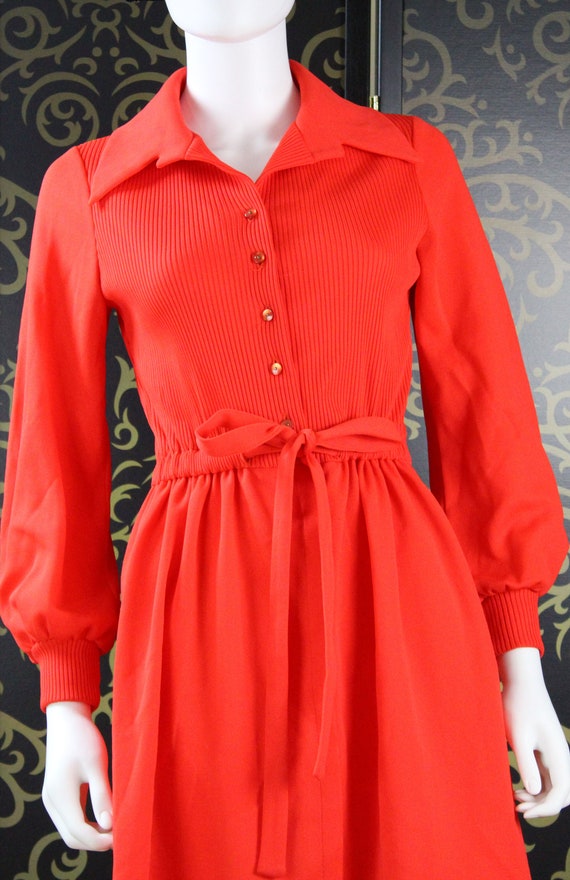 Vintage/Retro Long Sleeve Red Dress with Belt - A… - image 2