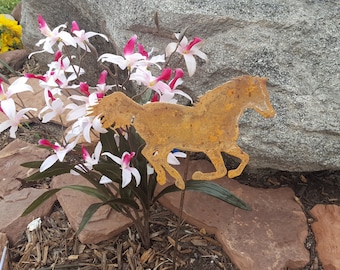 Horse yard art, Rust,southwestern, garden art.
