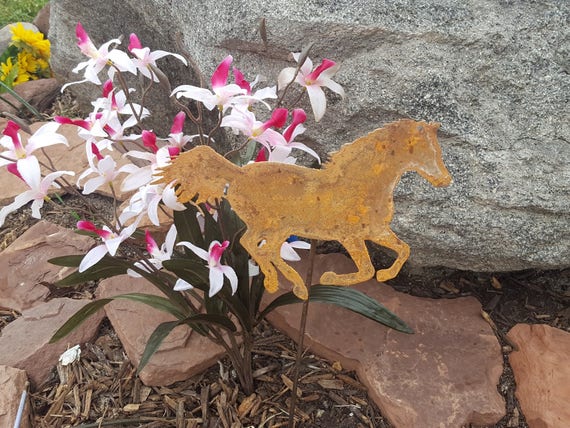 Horse yard art, Rust,southwestern, garden art.