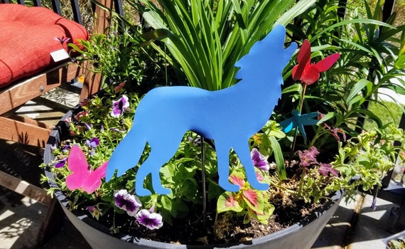 Wild flower Blue hand bent wolf wall and yard art made out of steel removable 12 inch garden stake