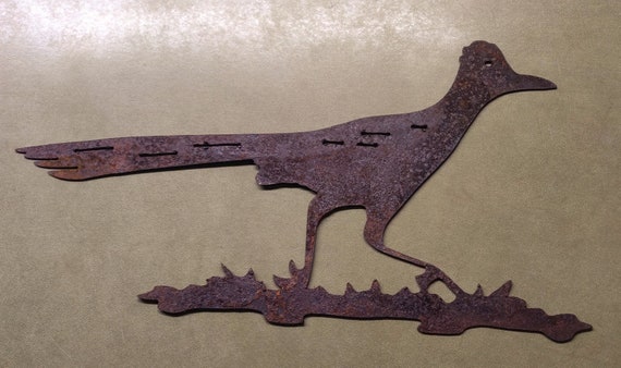 Rusty Roadrunner made out of 18 gauge steel southwestern wildlife yard art