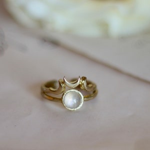 Triple moon ring with moonstone, moon phase gold ring, crescent moon, crystal ring, lunar celestial ring, adjustable size, Gift For Her