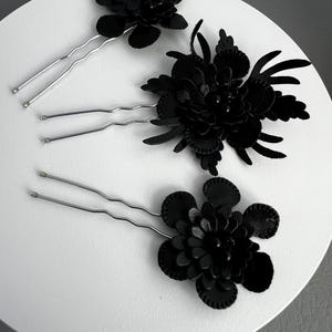 Black Flower Hair Pin, Bridal Black Flower Hair Pin, Bridal 3D Flower Hair Pin, Bridesmaid Hair Pin, Bride Hair Pins, Set of 3 Pins