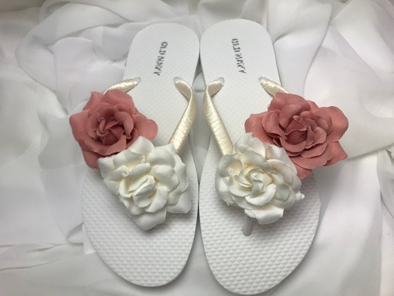 Mauve Bridal Flip Flops, Ivory Flower Wedding Sandals, Flower Flip