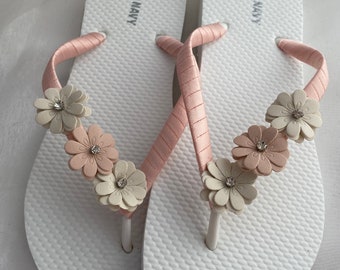 Blush Bridal Flip Flops, Coral  Wedding Sandals, Flip Flop, Bridal Sandals, White Wedding Flip Flops, Bridal Gift Party