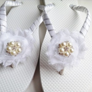White Bridal Flip Flops Bridesmaid Flip Flop Bridal Sandals, Beach Wedding Sandals, Wedding Flip Flops Bridal Sandals Pearl Flip Flop image 1