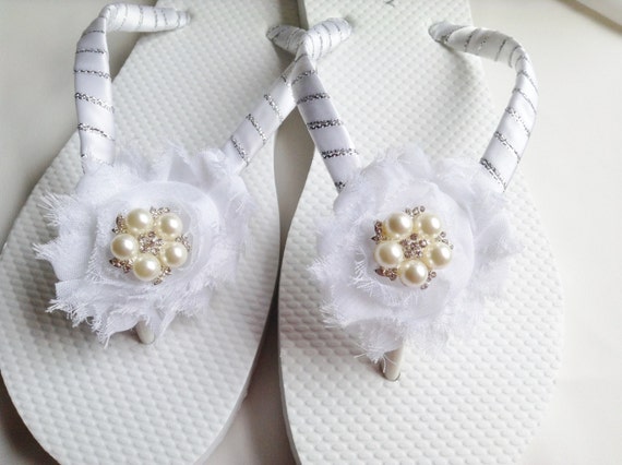 burgundy flip flops bridesmaid