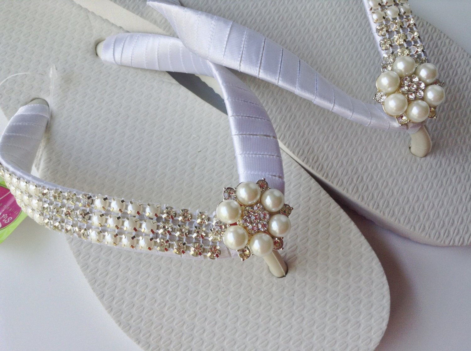 Bridal White Flip Flop Bridal Pearls Sandals Beach Wedding - Etsy