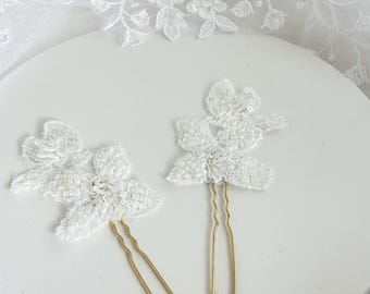Ivory Bridal Hair Pins, Beaded Lace Wedding Accessories, Gold Floral Bobby Pins, Handmade Bride Headpiece, Set of 2