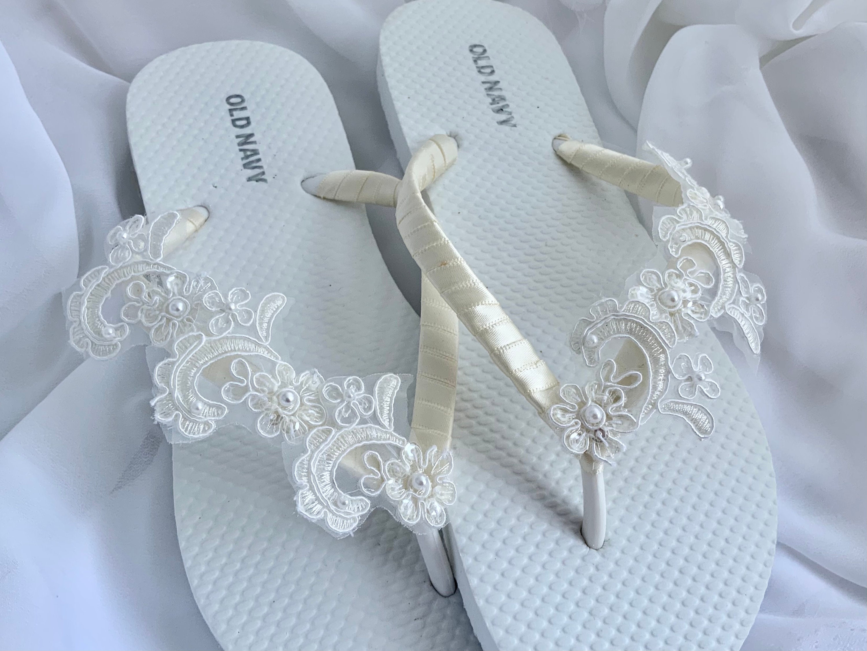 Ivory Lace Flip Flop Bridal Sandals Bridesmaid Flip Flops Etsy