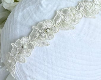 Bridal headband ivory lace with pearls, embroidered bride hair piece, beaded hair piece, white headband for flower girl