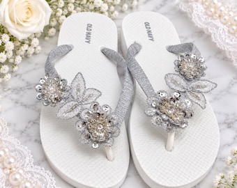 Silver Bridal Flip Flops for Bride, White Wedding Sandals with Sparkling Floral Embellishments, Elegant Wedding Reception Shoes