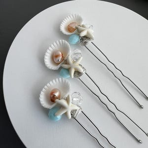 White Starfish with A Shell Hair Pin,Ocean Hair Pin, Shell Beach Wedding Hair Pin, Nautical Wedding Hair Piece Bridal Beach Wedding Hair Pin