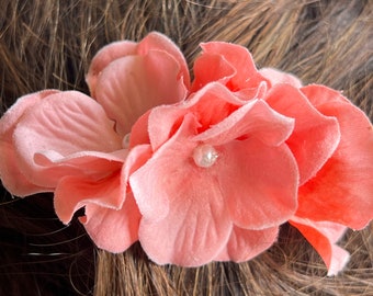 Coral Hydrangea Wedding Hair Pin, Flower Bridal Pin, Peach Hydrangea Wedding Silver Pin Bridal Hair Accessories, Bridesmaid Coral Hair Pin