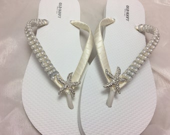 Chanclas de novia con forma de estrella de mar, sandalias de boda color marfil con perlas.
