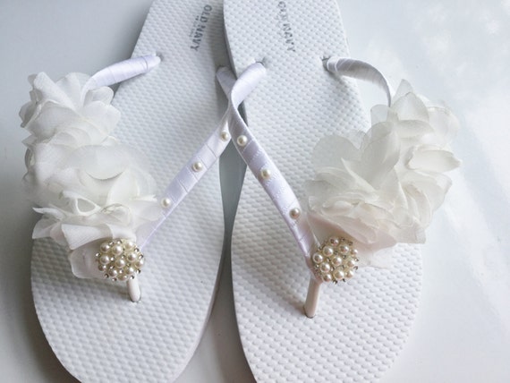 Bridal Flip Flop, White Pearls Bridal Sandals, Chiffon Leaves Trim Flip  Flops, Wedding Flip Flops, Beach Wedding Sandals, -  Canada