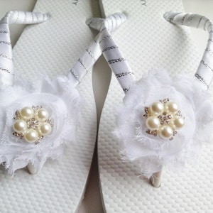White Bridal Flip Flops Bridesmaid Flip Flop Bridal Sandals, Beach Wedding Sandals, Wedding Flip Flops Bridal Sandals Pearl Flip Flop image 4