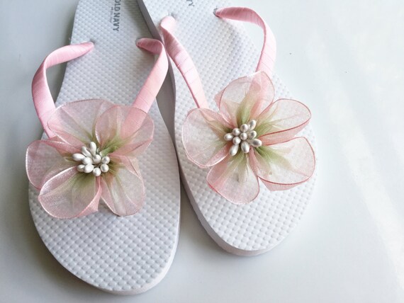 Bridesmaid Flip Flops Pink Organza Flower, Bridal Flip Flops, Beach Wedding  Sandals, Wedding Flip Flops, Bridal Gift Party, Pink Flip Flops -   Israel