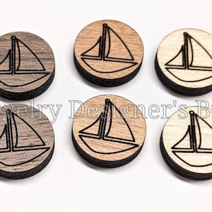 Voilier 12mm Cabochons en bois - Embellissements Nautiques en Bois - Cerisier Noyer Bouleau, Pick Color - Vernis semi-mat