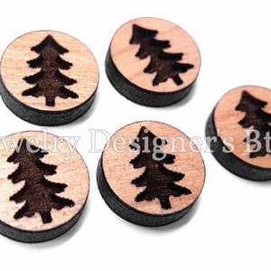 Cabochon in legno di ciliegio pino da 10 mm – Abbellimenti in legno incisi alberi – Finitura semi-opaca