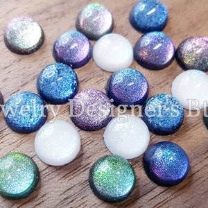 20pcs, 7.7mm Chameleon Dome Cabochon - Glitter Resin Embellishments  - Flat Bottom Rhinestone