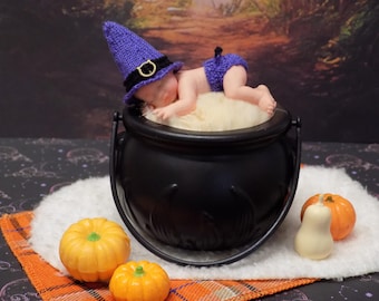 1:6 KNITTING PATTERN PDF Little Witchling to fit one sixth scale doll such as Zuru My Mini Baby