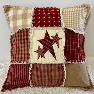 Red Beige Quilted Star Pillow Cover: Rag Quilt Design, Primitive Decor, 18x18