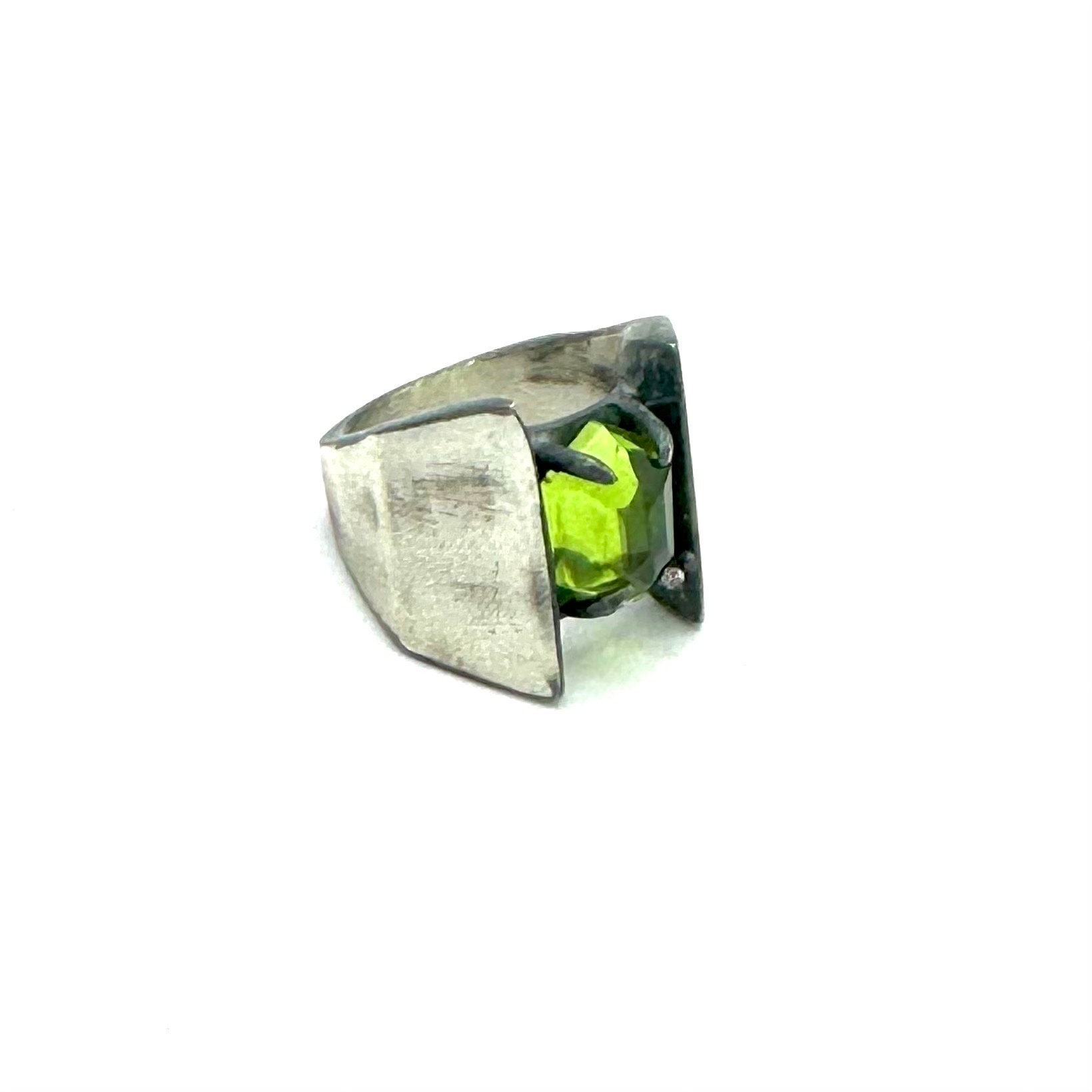 Paladin’s Oath Peridot Ring Sterling Silver Brutalist Futuristic Modern Geometric Biker Chunky Dystopian