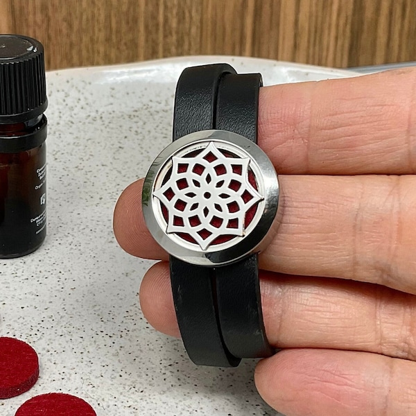 LOCKET Bracelet Oil DIFFUSER 316L Stainless Refresher FAUX Leather Band Essential Oil Aromatherapy Wristband Flower Nature Refreshener Black