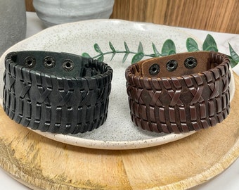 Braided Leather Cuff Bracelet: Adjustable Unisex Wristband