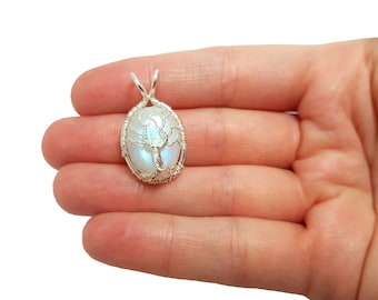 Tree pendant with a moonstone gemstone