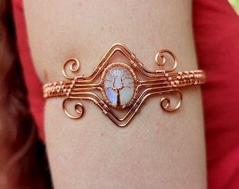 Kupfer Armreif mit Mondstein Edelstein | Oberarm Bündchen | Keltischer Schmuck | Armstulpe | Oberarm Armreifen | Kupfer Armreif