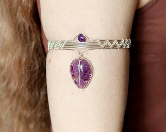 Leaf arm ring with amethyst gemstones