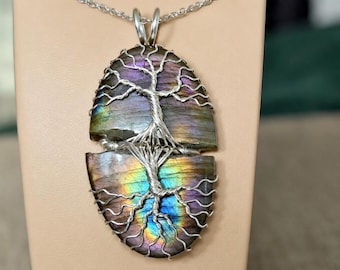 Tree pendant with a broken labradorite gemstone