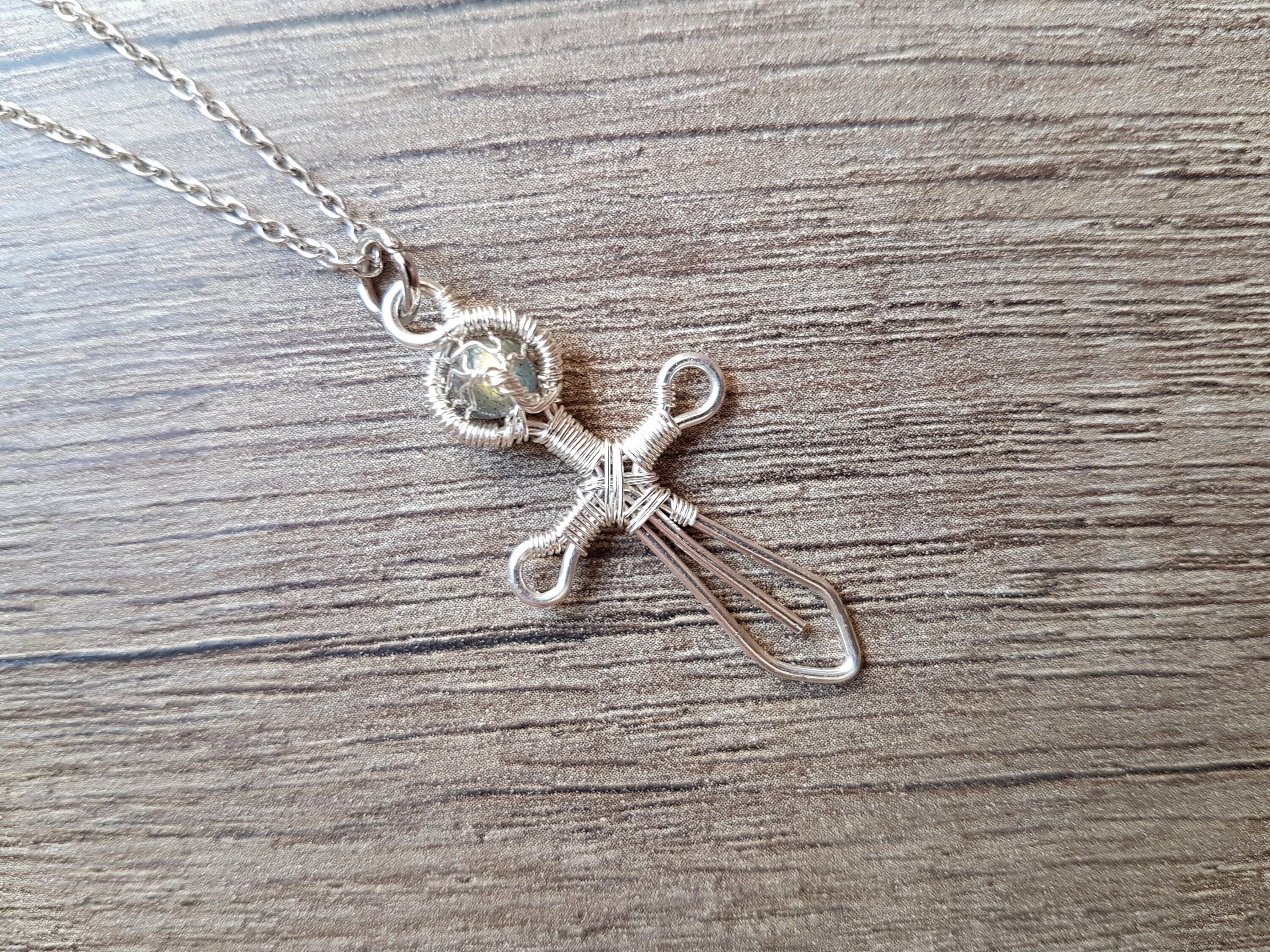 ファンタジー風ペンダント：剣 - Etsy 日本