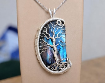 Tree pendant with a broken labradorite gemstone