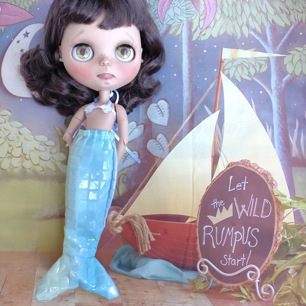 Deluxe mermaid tale and  bra for Blythe doll. FREE SHIPPING is without tracking number, if you want  it, buy "certified shipping" at shop