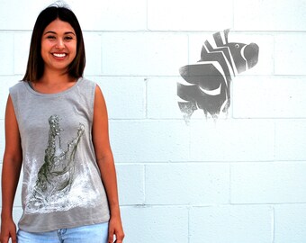 Women&#39;s CROCODILE Tank - Flowy Scoop Muscle Tank